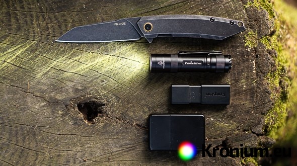 Choosing the Best Fenix EDC Flashlights for 2025