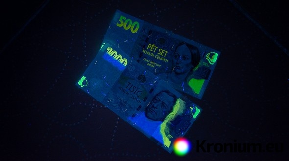 Reveal the Invisible - Fenix Flashlights with UV Light