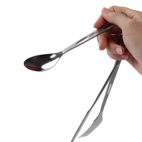 Titanium cutlery with sandblasted handle